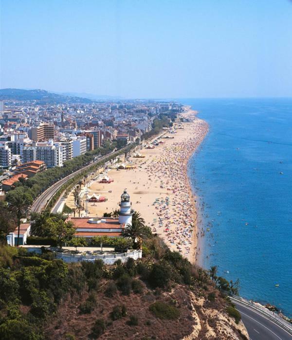 Calella De La Costaアパートメント エクステリア 写真